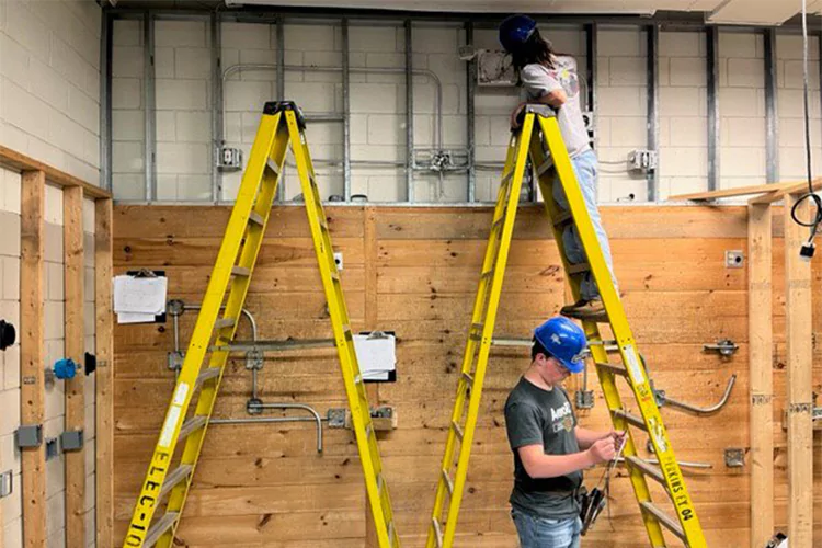 Electrical: Commercial Wiring